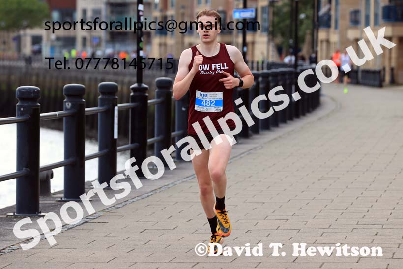 Bridges of the Tyne 5 Mile Road Race, Newcastle Quayside.  Photo: David T. Hewitson/Sports for All Pics